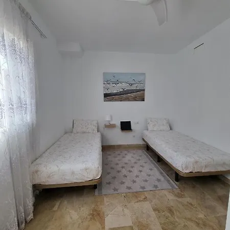 Holiday home Lora Modern & New Townhouse 2 Bedroom *